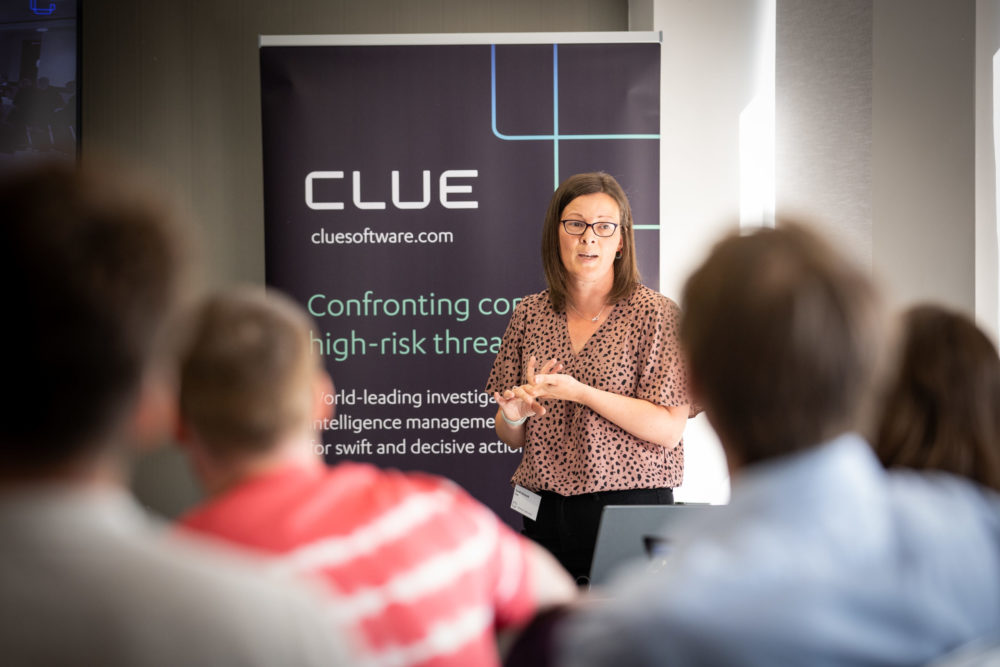 Customer services - Clue